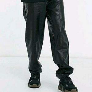 ASOS DESIGN High-Waisted Faux Leather Pants 34×30